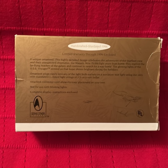 FREE SHIPPING. Hallmark Star Trek Voyager ornament - Picture 5 of 6